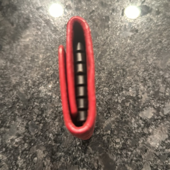 🔑🗝️🔑Best Key Cles! Bottega Veneta. Red Leather. Gun Metal. Dusty incl.🔑🗝️🔑 - Picture 3 of 8